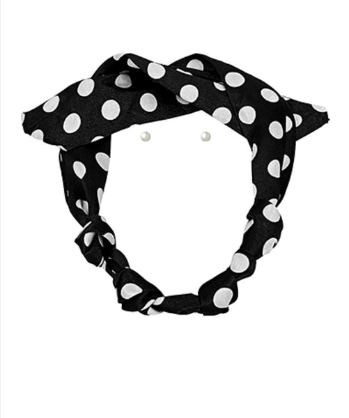 TIE THE KNOT NECKLACE