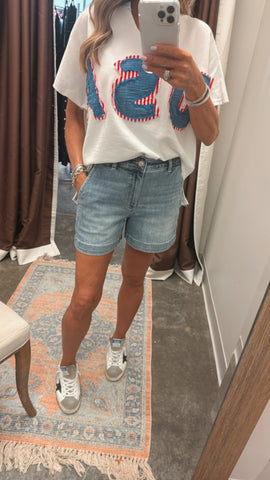 THE MOM SHORTS -MEDIUM WASH--FLASH SALE