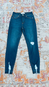 THE LYNN JEANS