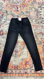 THE FADED BLACK KANCAN SKINNY JEAN